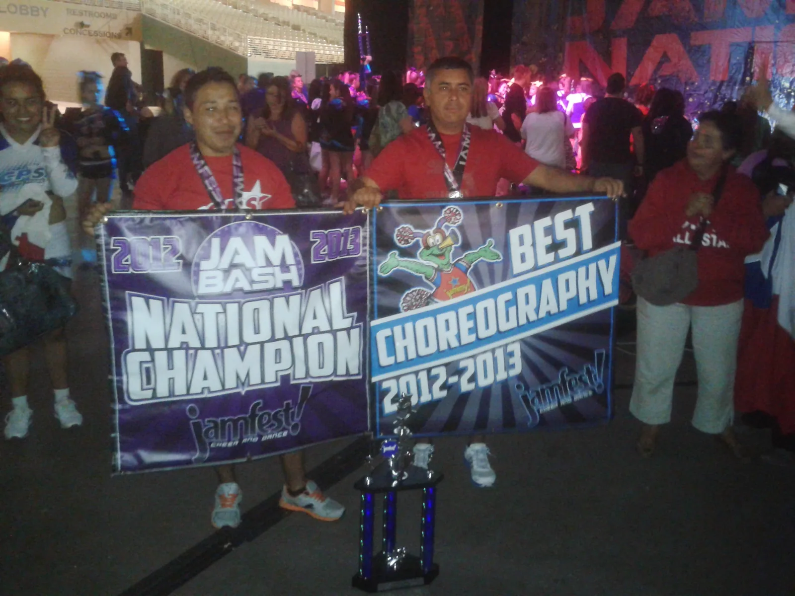 Primeros equipos representantes en Worlds y COA Ultimate — 2013 (10 de 10)